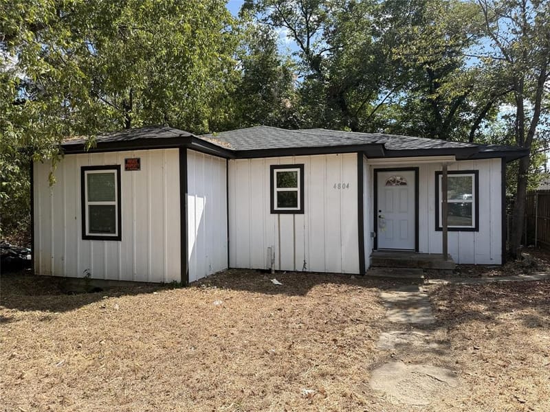 4804 Baldwin Street, Dallas TX 75210