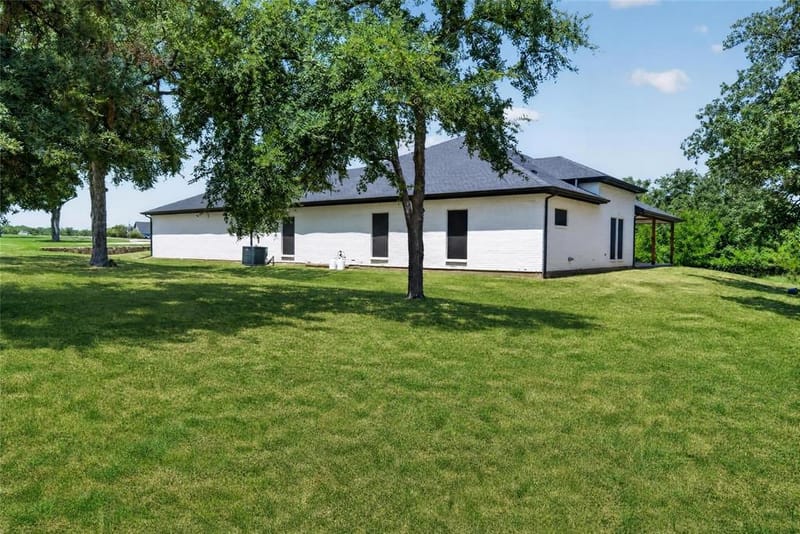 4013 Legend Trail, Granbury TX 76049 - Photo 30