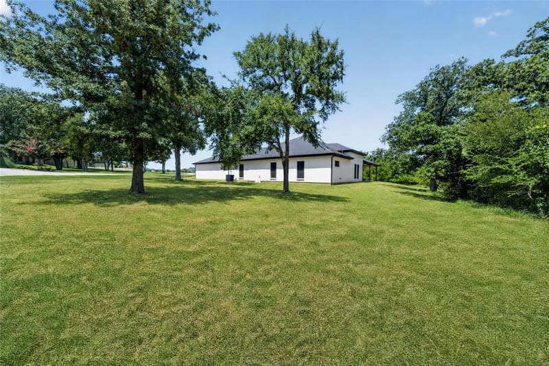 4013 Legend Trail, Granbury TX 76049 - Photo 29