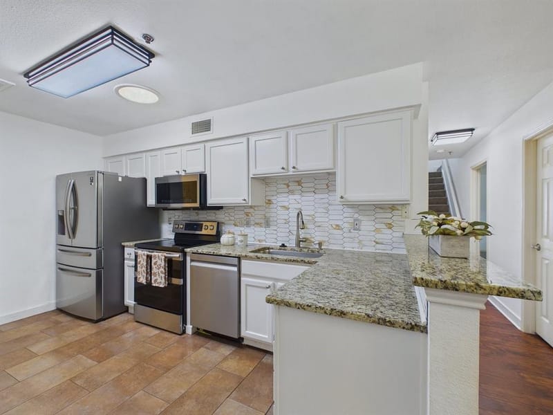 2220 Countryside Drive, Bedford TX 76021 - Photo 7