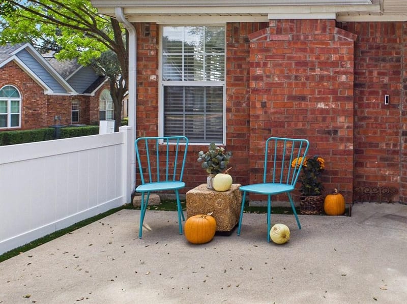 2220 Countryside Drive, Bedford TX 76021 - Photo 4