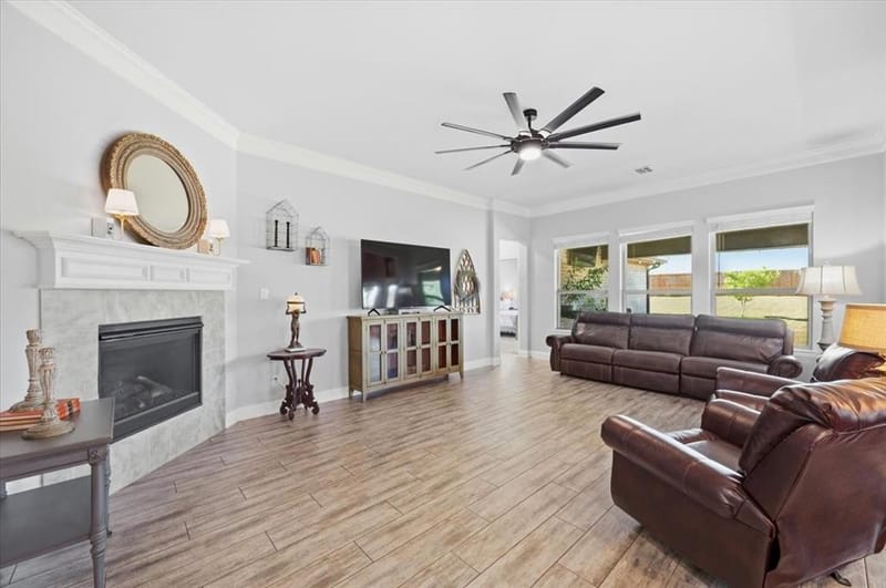 136 Sapphire Lane, Waxahachie TX 75165 - Photo 5