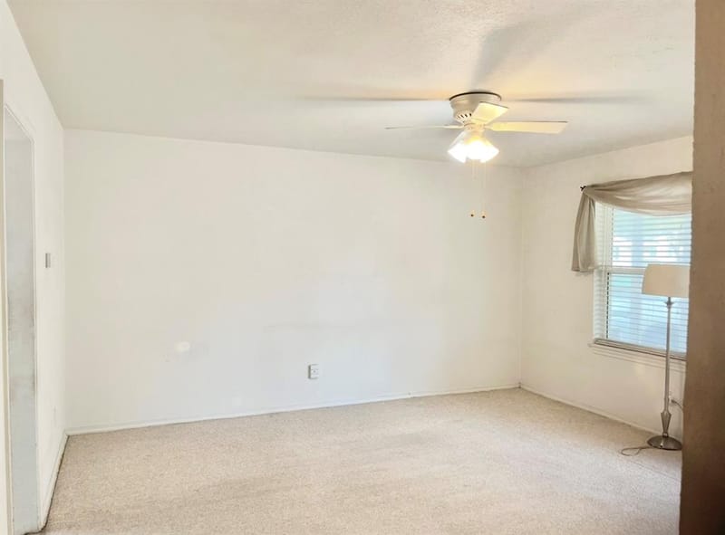 2414 Himes Street, Irving TX 75060 - Photo 3