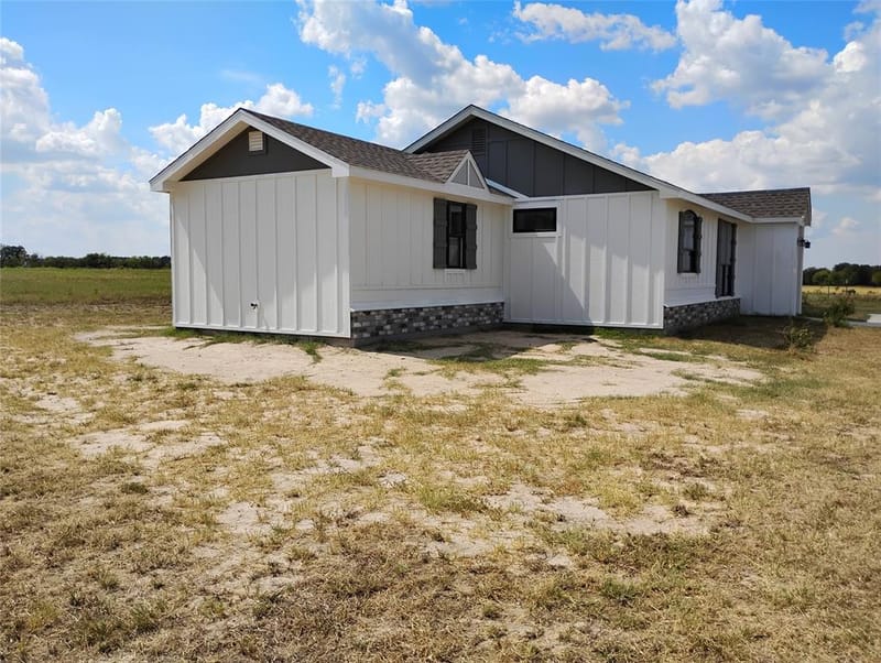 1999 County Road 3103, Edgewood TX 75117 - Photo 3