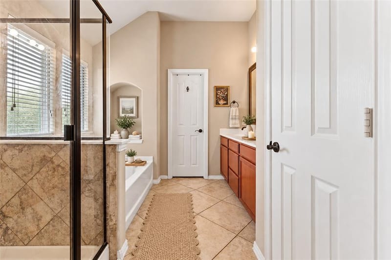 726 Celebrity Court, Midlothian TX 76065 - Photo 13