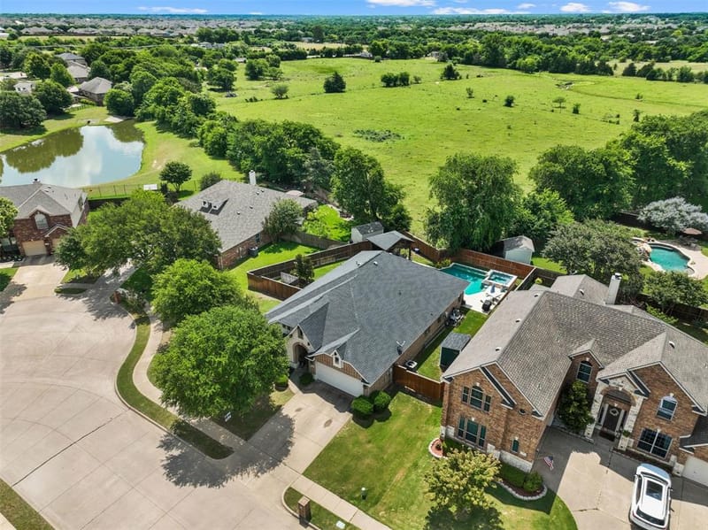 726 Celebrity Court, Midlothian TX 76065 - Photo 26