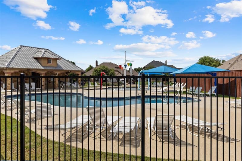726 Celebrity Court, Midlothian TX 76065 - Photo 28