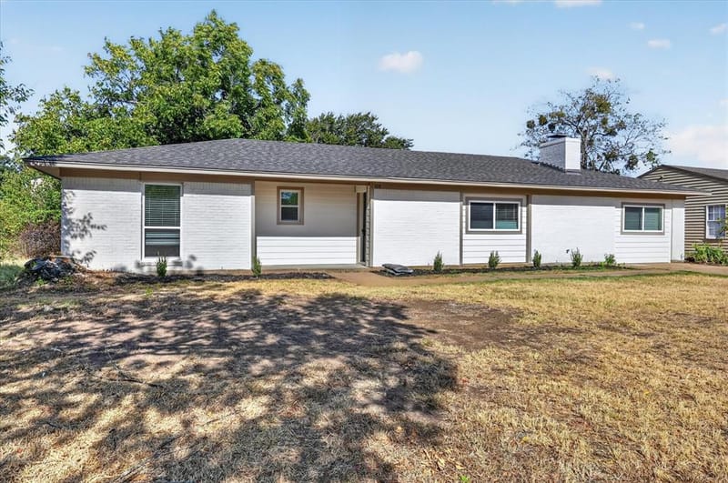 108 Rosedale Avenue, Keene TX 76059 - Photo 2