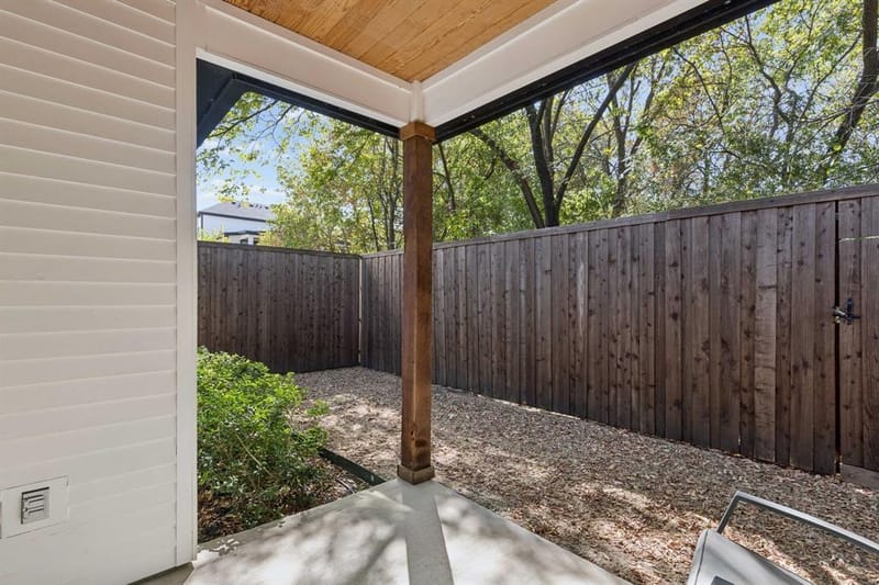 1112 Muncie Avenue, Dallas TX 75212 - Photo 24
