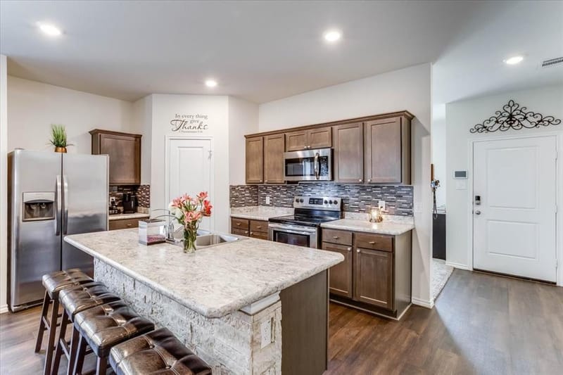 220 Evers Way, Denton TX 76207 - Photo 6