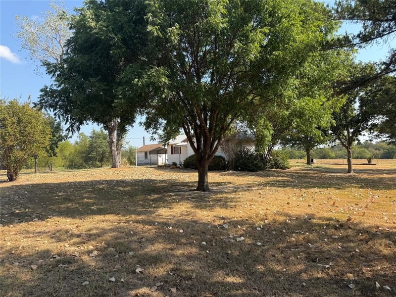 1474 County Road 3370, Ladonia TX 75449