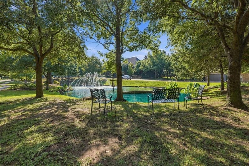 1721 Fountain Pass Drive, Colleyville TX 76034 - Photo 3