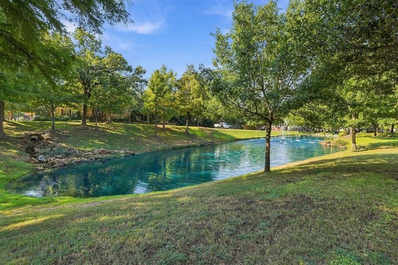 1721 Fountain Pass Drive, Colleyville TX 76034 - Photo 38