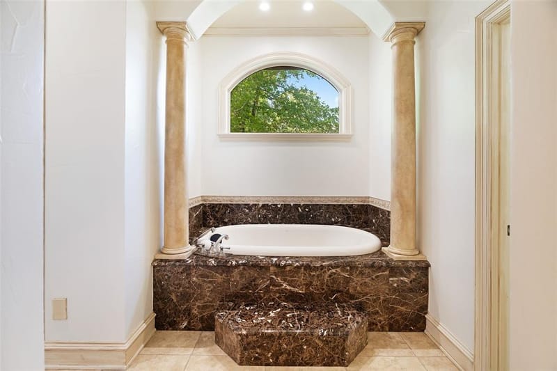 4045 Stonegate Boulevard, Tyler TX 75703 - Photo 12