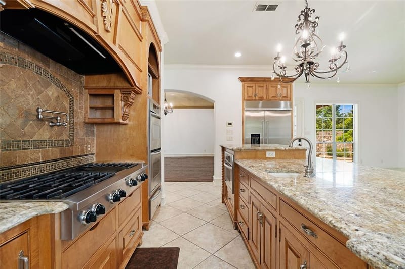4045 Stonegate Boulevard, Tyler TX 75703 - Photo 7