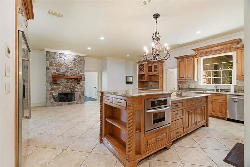 4045 Stonegate Boulevard, Tyler TX 75703 - Photo 9