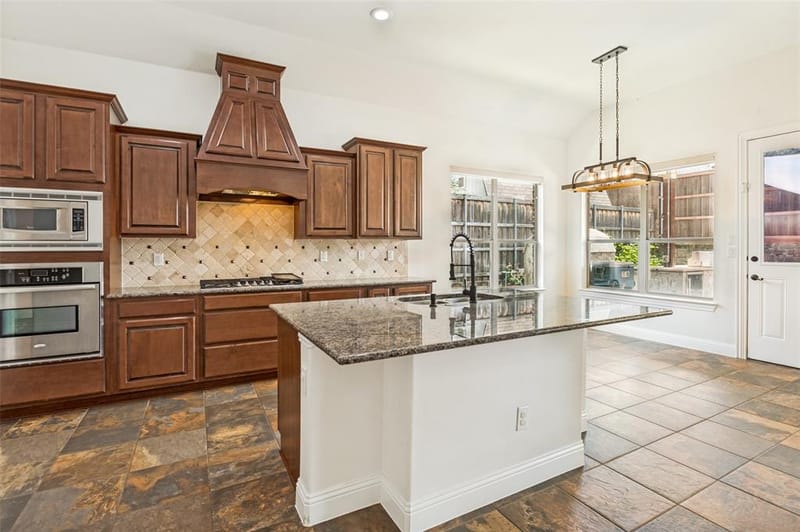 6734 Trailblazer Way, Dallas TX 75236 - Photo 14