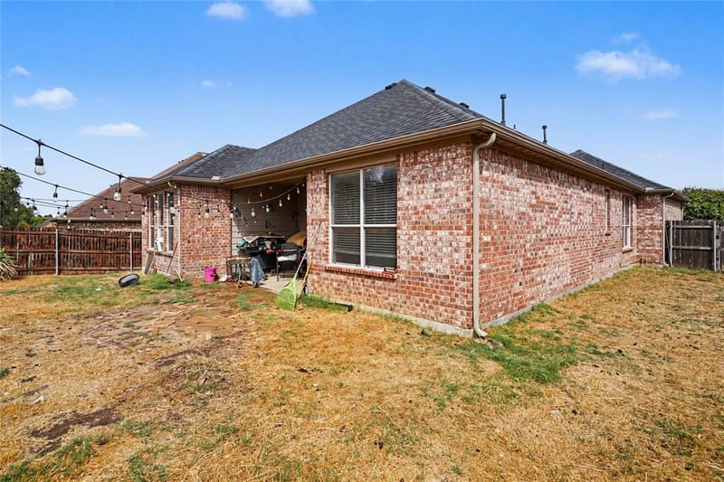 2707 Meadow Lake Drive, Grand Prairie TX 75050 - Photo 26