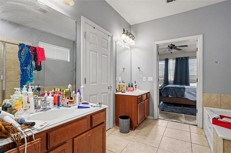 2707 Meadow Lake Drive, Grand Prairie TX 75050 - Photo 18