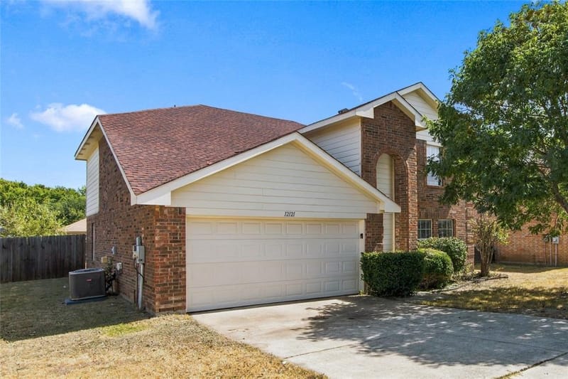 12121 Arbor Lake Road, Rhome TX 76078 - Photo 30