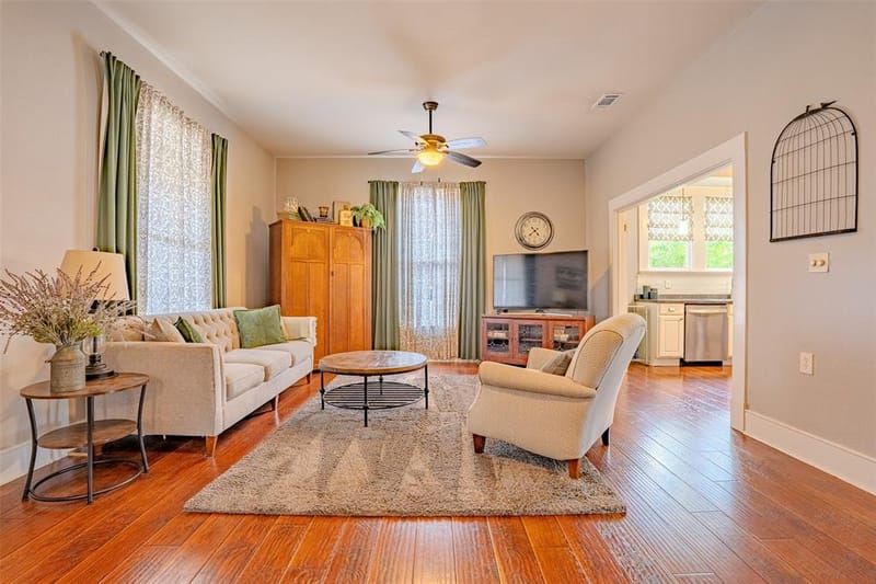 703 W College Street, Stephenville TX 76401 - Photo 5