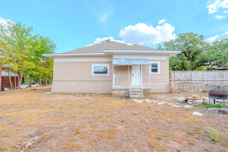 703 W College Street, Stephenville TX 76401 - Photo 21
