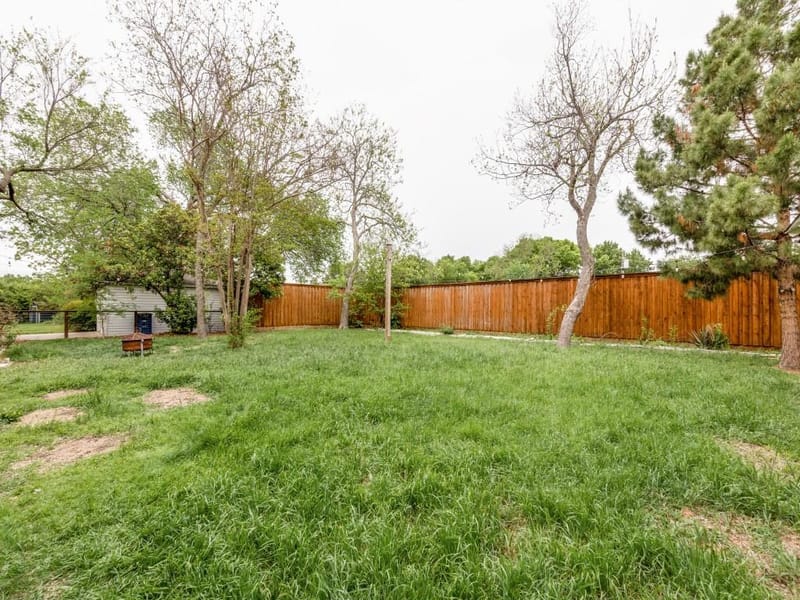 9520 Ash Creek Drive, Dallas TX 75228 - Photo 23