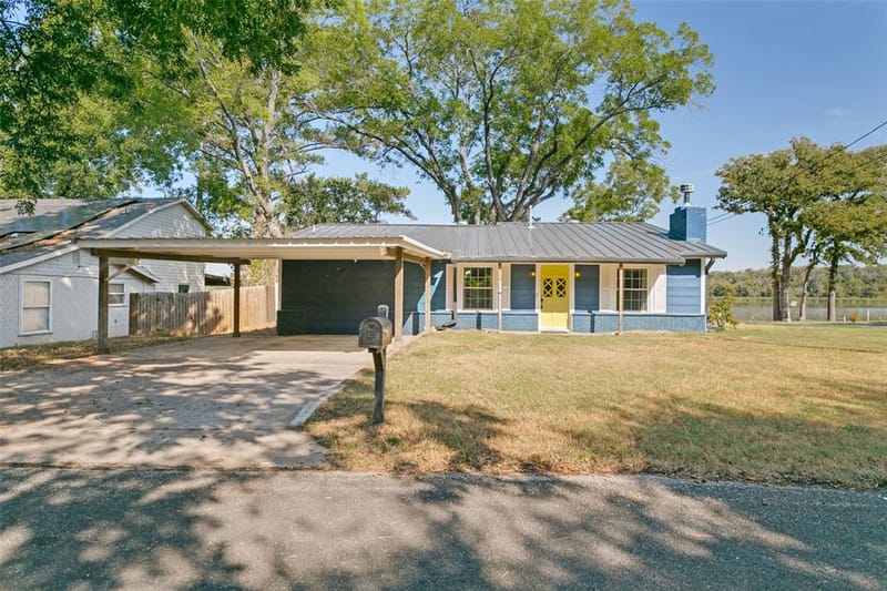 7420 Love Circle, Fort Worth TX 76135 - Photo 2