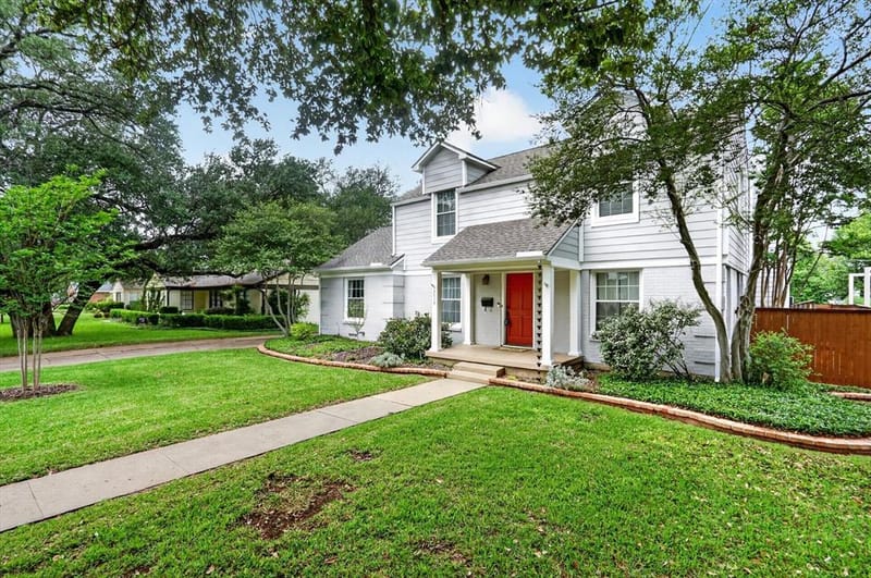 3618 S Hills Avenue, Fort Worth TX 76109 - Photo 3