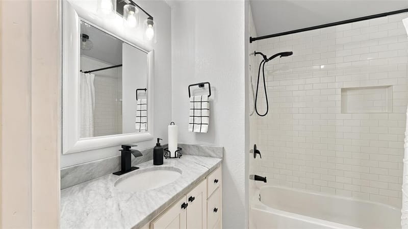 1800 Lexington Place, Bedford TX 76022 - Photo 22
