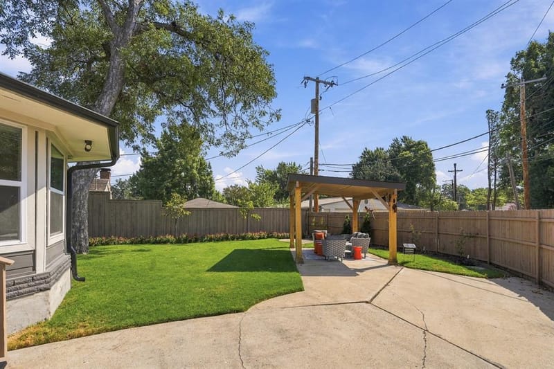 6816 Whitehill Street, Dallas TX 75231 - Photo 30
