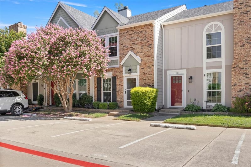 161 Merlin Way, Euless TX 76039 - Photo 2