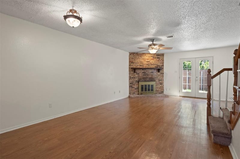 161 Merlin Way, Euless TX 76039 - Photo 7