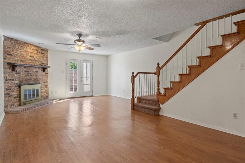 161 Merlin Way, Euless TX 76039 - Photo 9