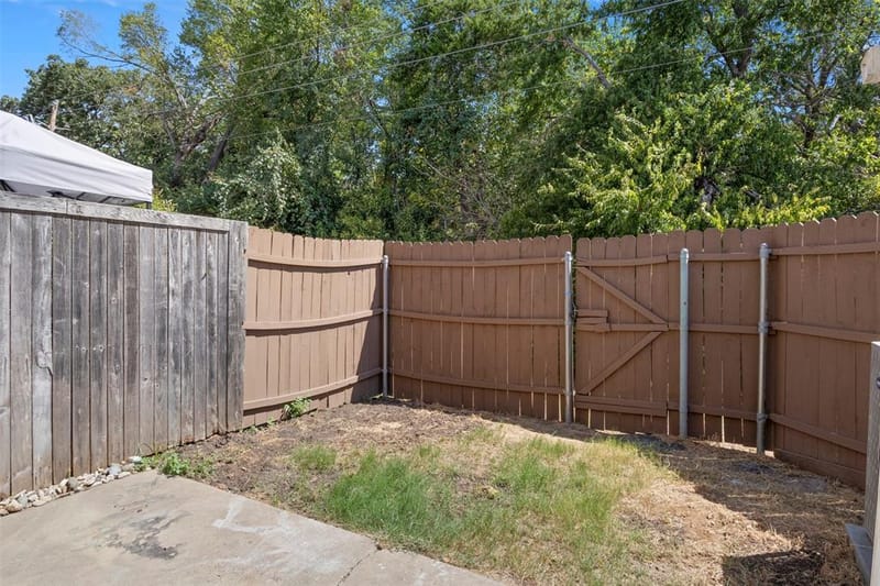 161 Merlin Way, Euless TX 76039 - Photo 15