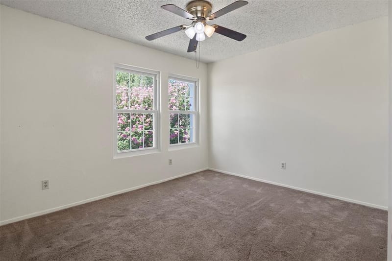 161 Merlin Way, Euless TX 76039 - Photo 11