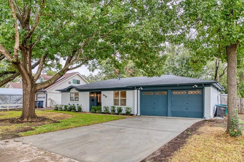 2829 Southgate Drive, Fort Worth TX 76133 - Photo 2