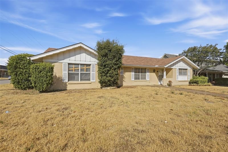 5682 Worrell Drive, Fort Worth TX 76133