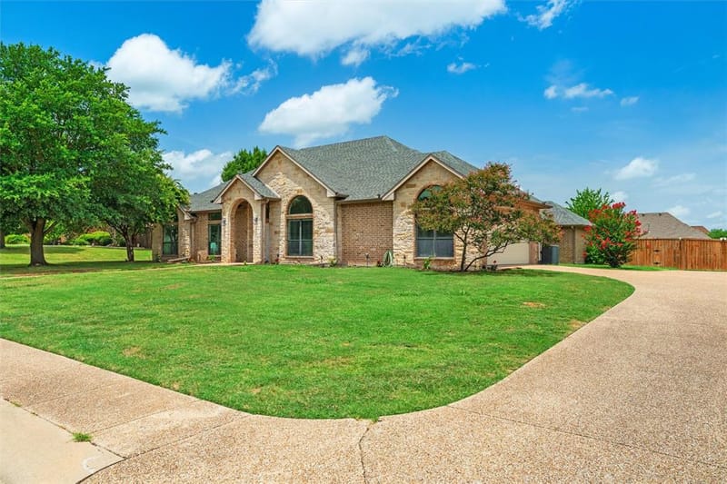 7241 Colwell Drive, Midlothian TX 76065