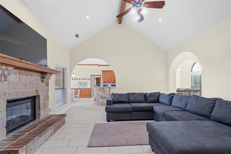 7241 Colwell Drive, Midlothian TX 76065 - Photo 9
