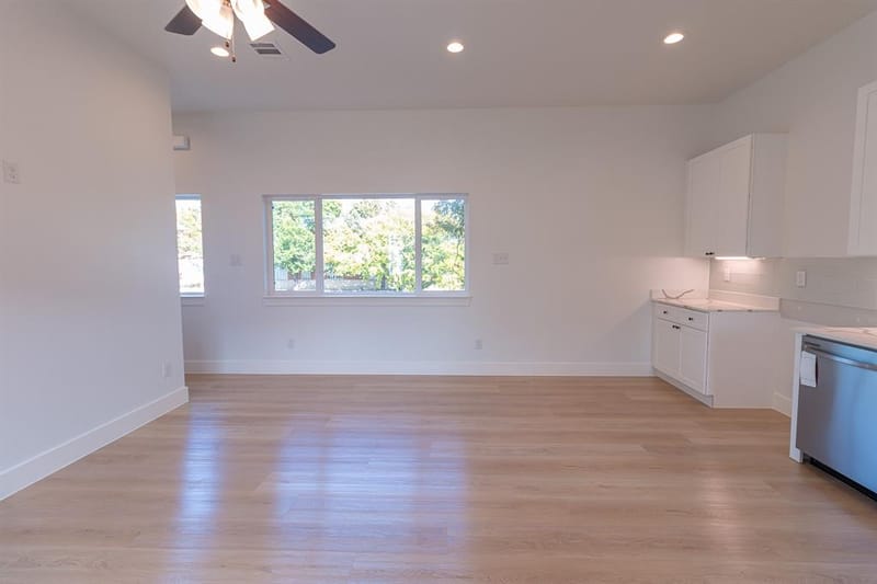 1626 Andrade Place, Dallas TX 75204 - Photo 7