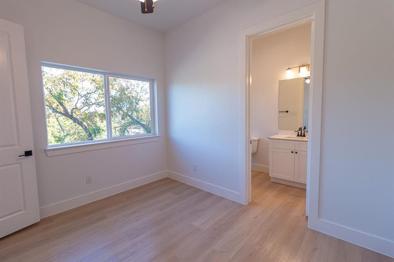 1626 Andrade Place, Dallas TX 75204 - Photo 24