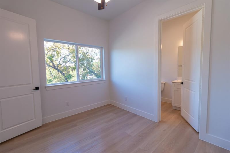1626 Andrade Place, Dallas TX 75204 - Photo 21