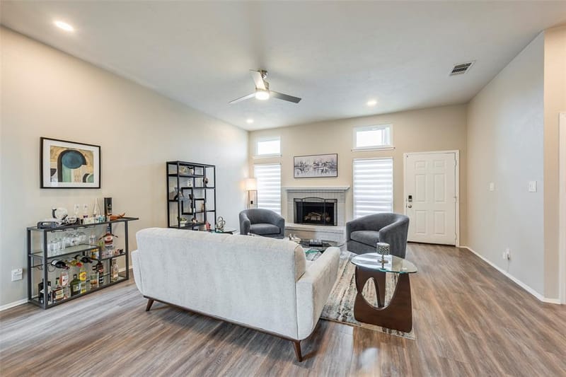 1609 Toddville Circle, Plano TX 75025 - Photo 3