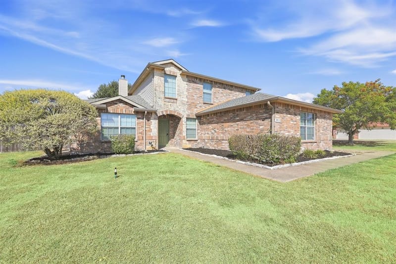 3911 Alpha Way, Midlothian TX 76065 - Photo 2