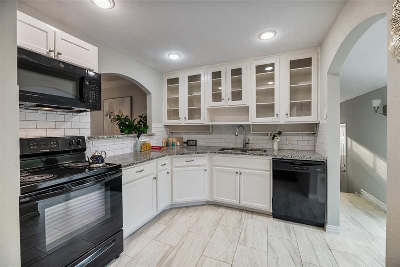 3462 W Gambrell Street, Fort Worth TX 76133 - Photo 8