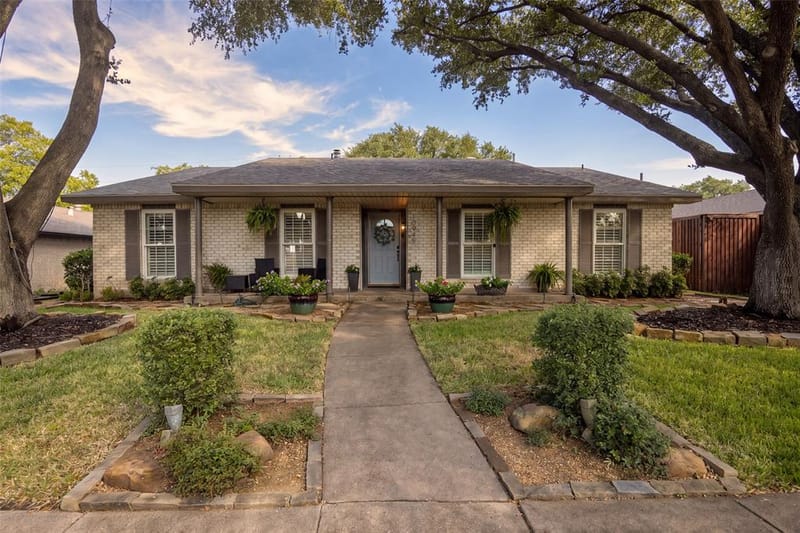 10945 Middle Knoll Drive, Dallas TX 75238