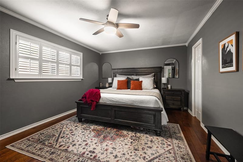 10945 Middle Knoll Drive, Dallas TX 75238 - Photo 14