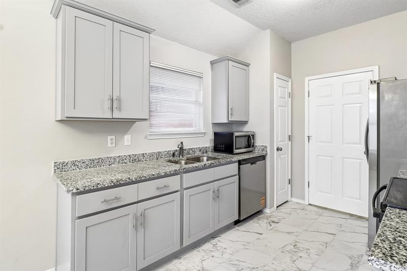 1504 Parrot Court, DeSoto TX 75115 - Photo 15