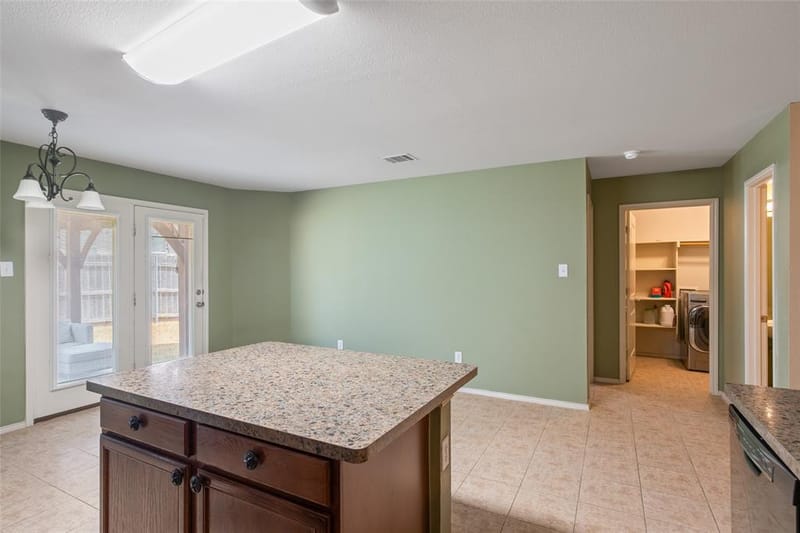 8640 Shallow Creek Drive, Fort Worth TX 76179 - Photo 16